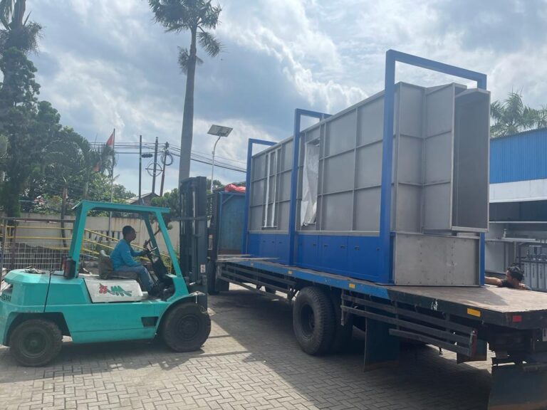 Booth and air supply equipment loaded on a truck for a customer in Tangerang